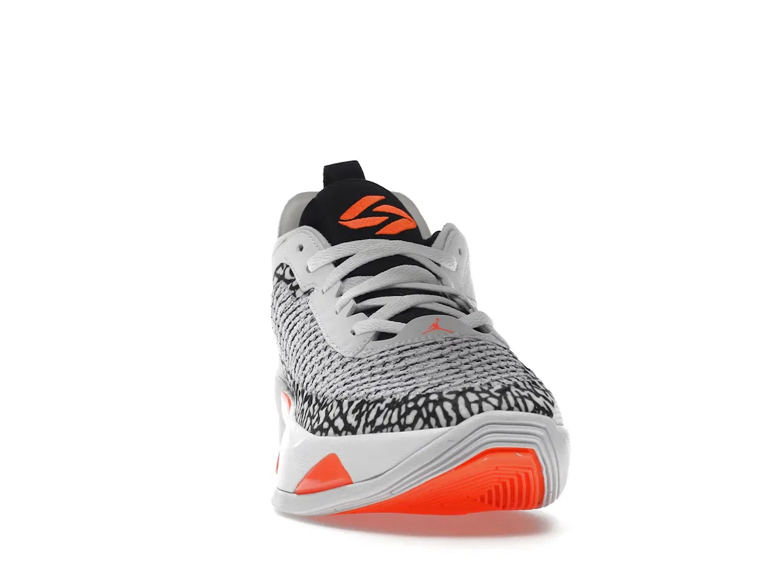 Детские кроссовки для баскетбола Jordan Luka 1 Jordan, White/Total Orange-Black — фото 2