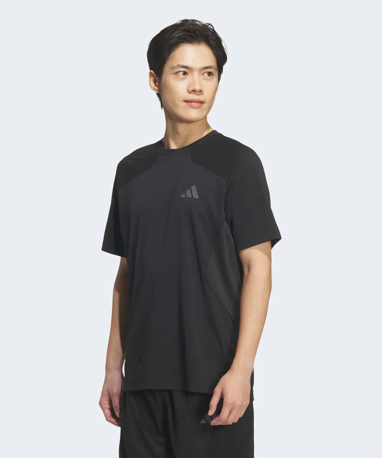 Мужская футболка с коротким рукавом Adidas Tech Essentials Cool Touch Regular Fit Stealth Sleeve, Черный