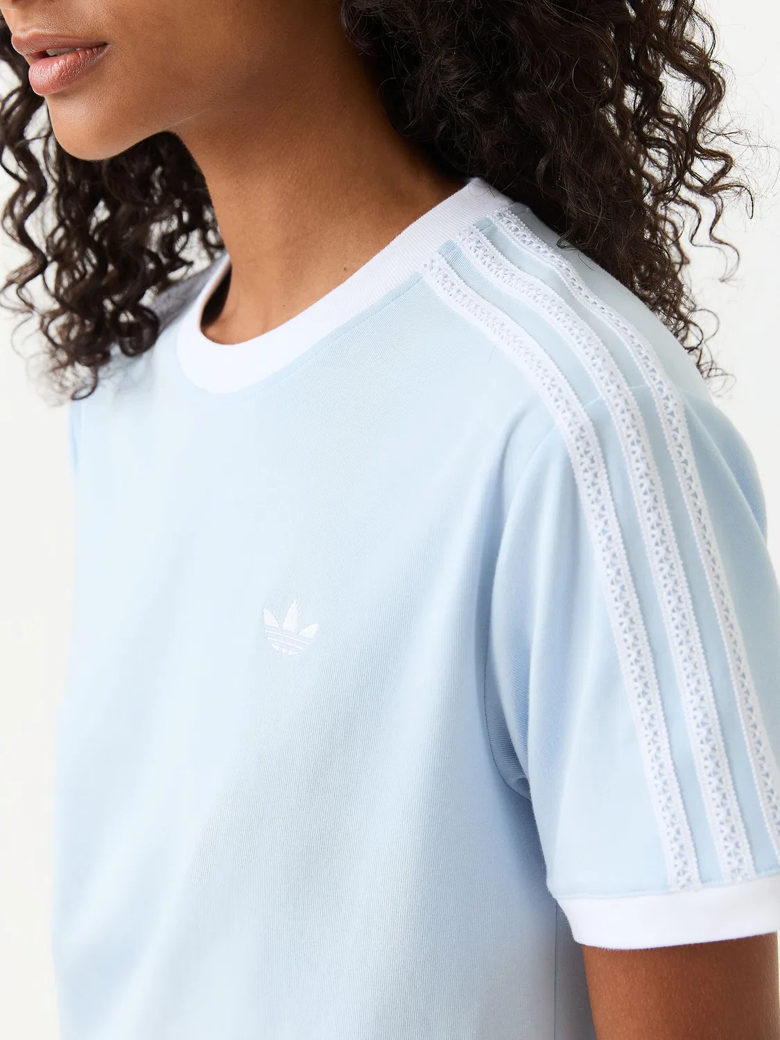 Футболка с принтом 3-Stripes Floral Cali adidas Originals, голубой — фото 4