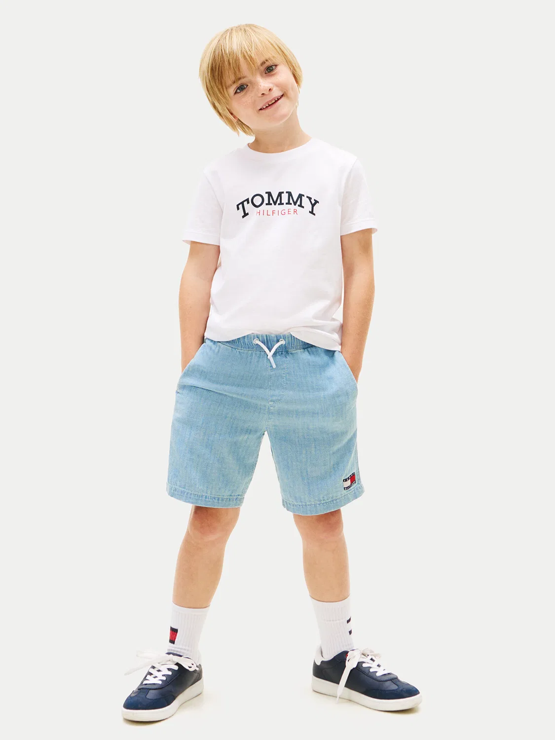 Футболка стандартного кроя для мальчика Tommy Hilfiger, белый — фото 2