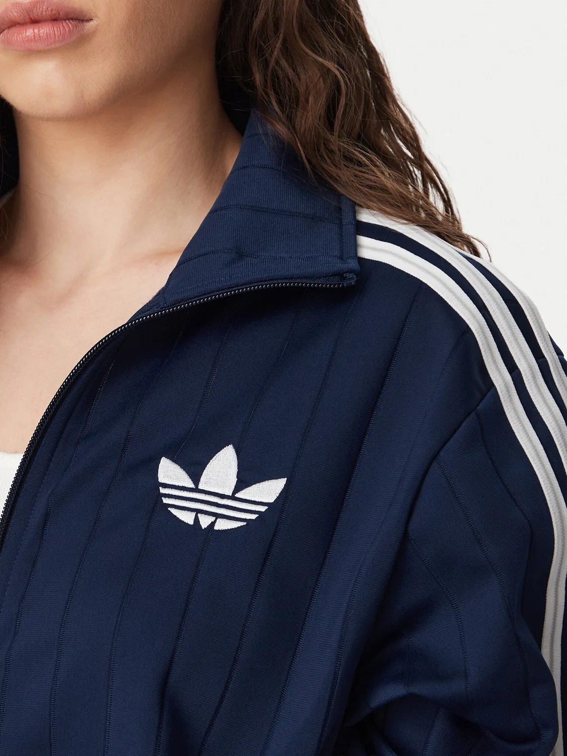 Женская толстовка стандартного кроя Pinstripe Firebrid Loose Tracktop Adidas, темно-синий — фото 4