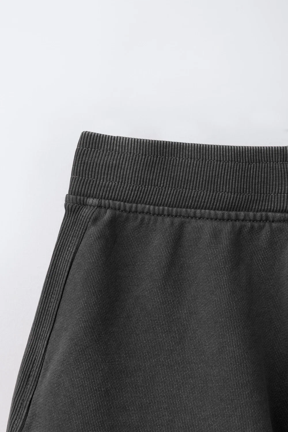 Спортивные шорты-бермуды с эффектом выцветания ZARA, Dark Grey — фото 4
