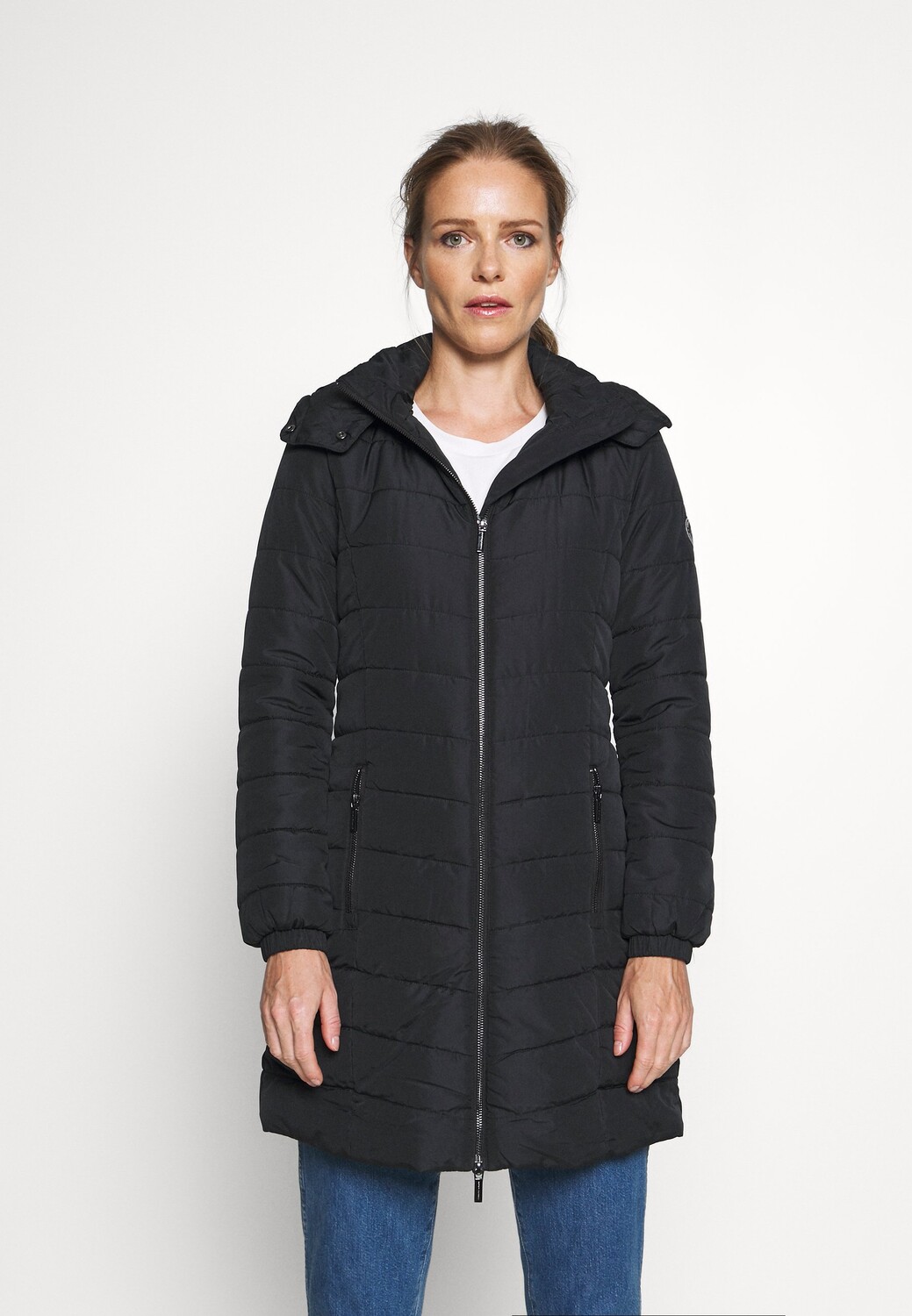

Пальто классическое Armani Exchange, черный