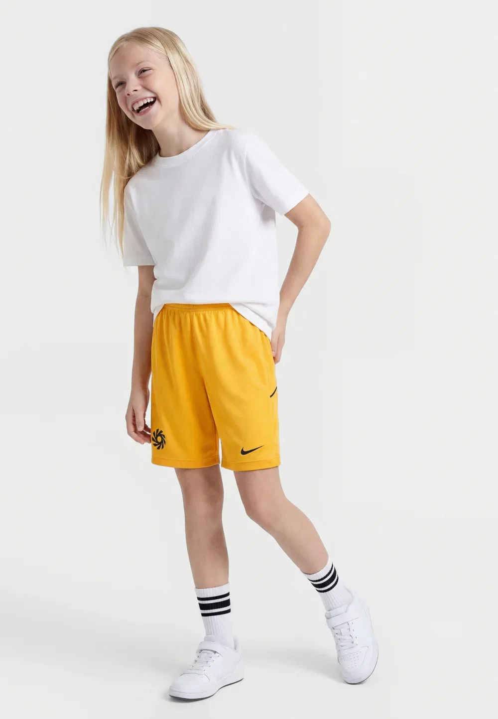 Erling Haaland унисекс - спортивные шорты Nike Performance, University Gold-Coloured/Blue Void
