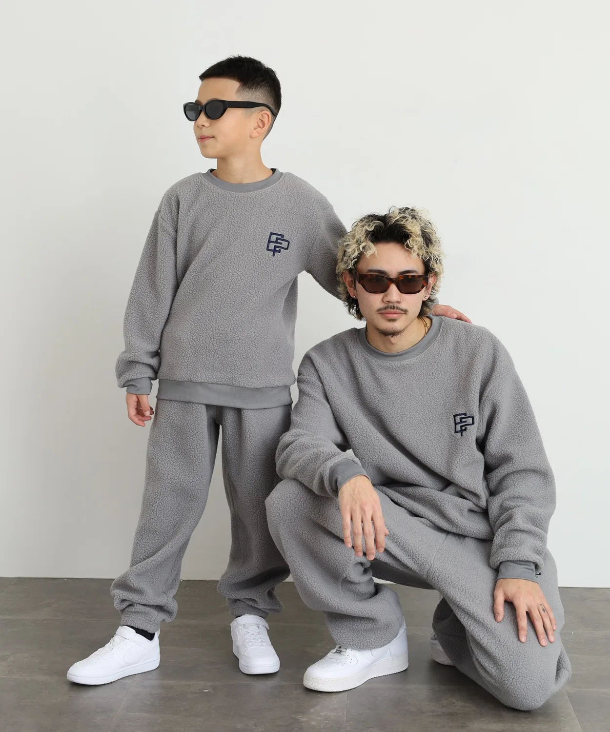 Детский свитшот с флисом и длинным рукавом, модель Logo FUNALIVE, Grey