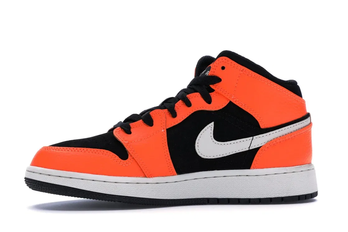 Детские кроссовки Lifestyle с контрастными цветами Jordan 1 Mid, Black/Cone-Light Bone — фото 3