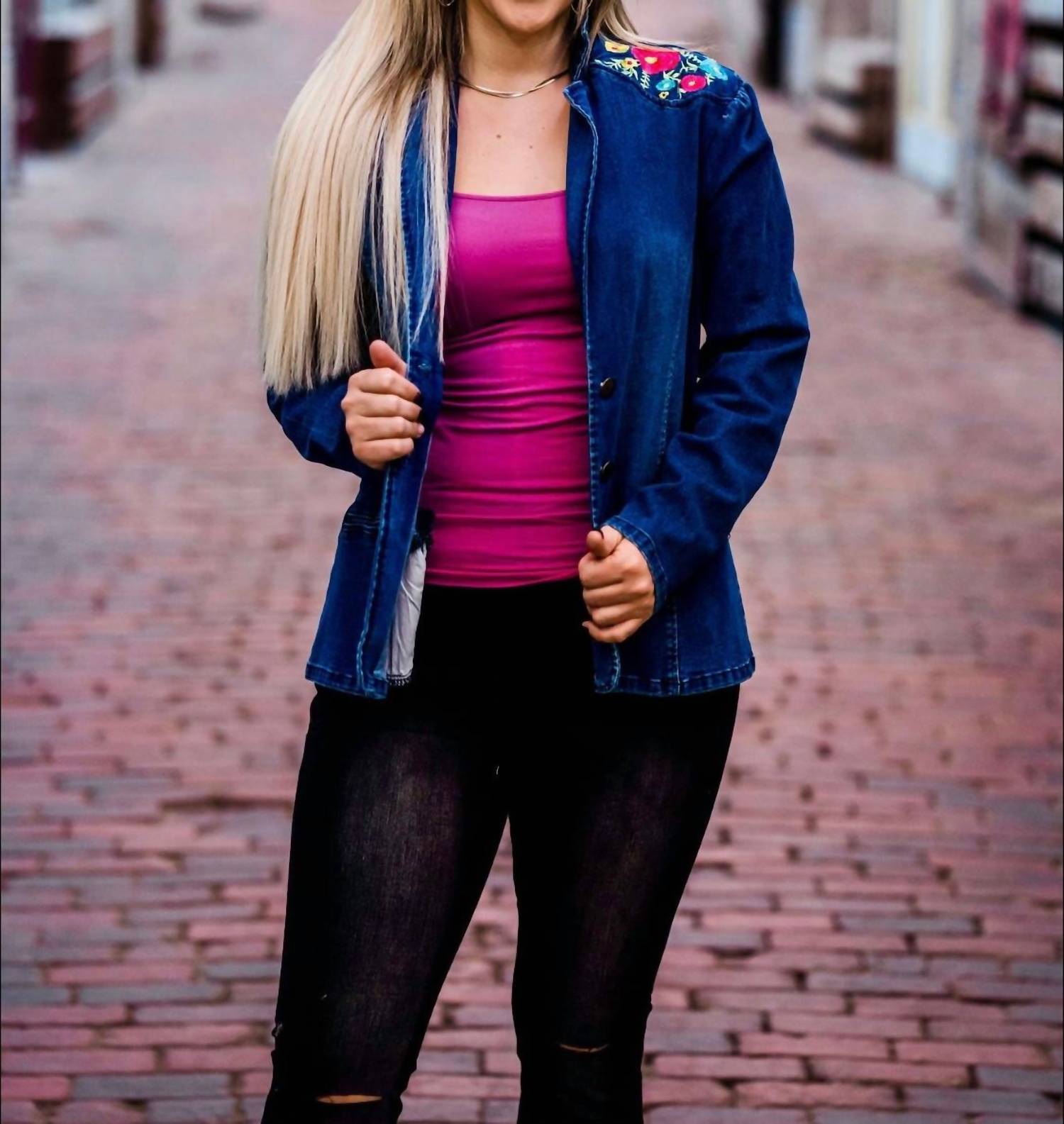 

Жакет Meredith в синем цвете Layerz Clothing