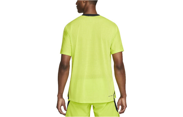 Футболка Men's Nike Pro Dri-FIT Adv Training Sports Quick Dry Solid Color Round Neck Short Sleeve Atomic Green T-Shirt, мультиколор — фото 2
