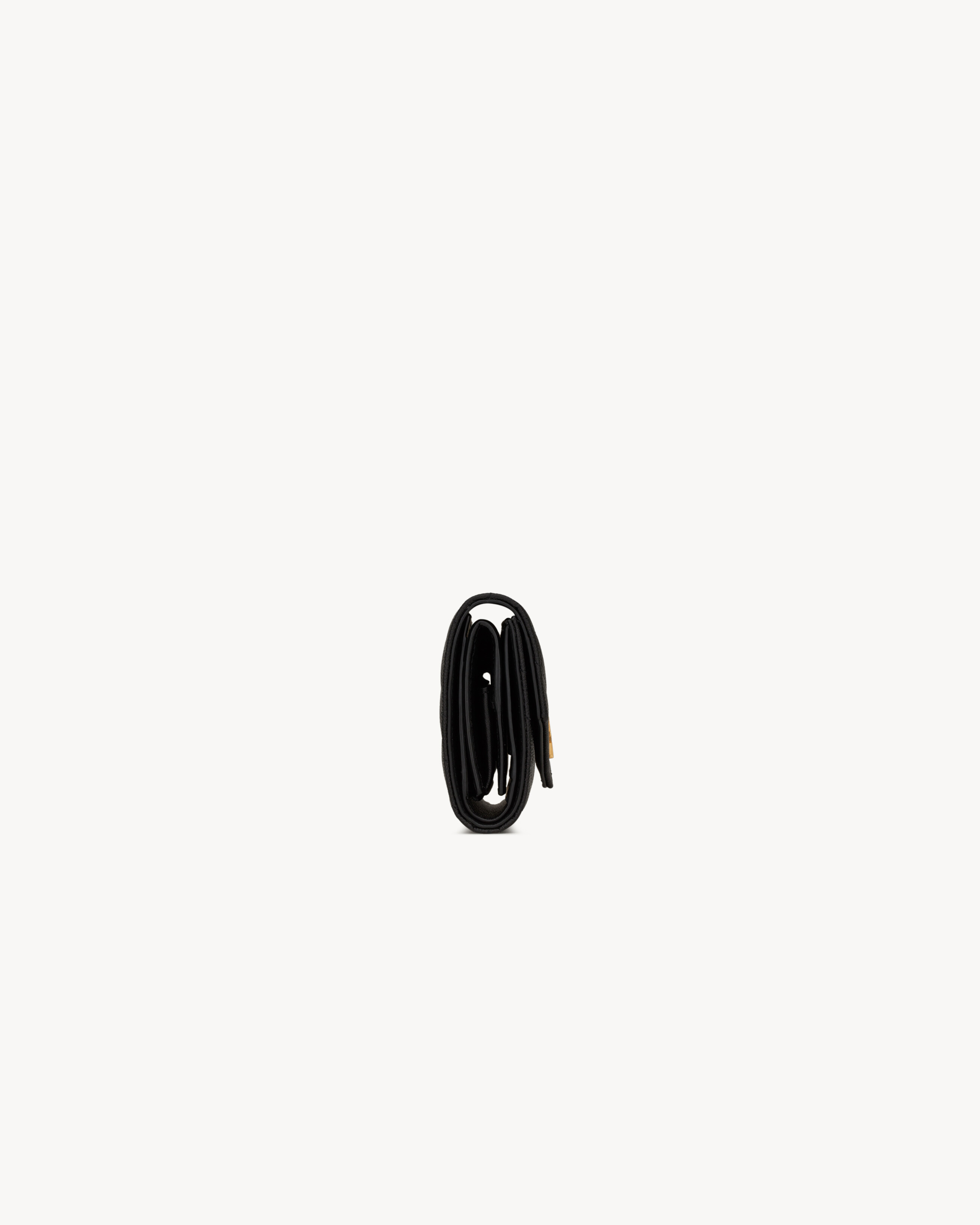 Многофункциональное сложенное портмоне Cassandre из кожи Grain de Poudre с простежкой Matelasse Saint Laurent, черный — фото 3
