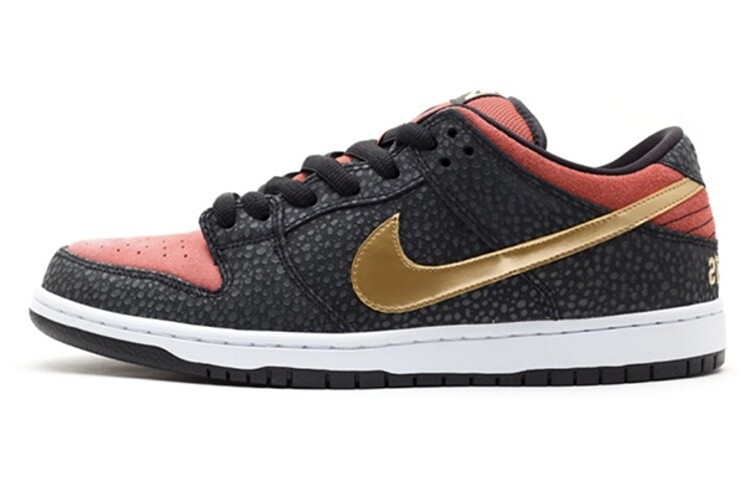Кроссовки Nike SB Dunk Low Walk Of Fame Brooklyn Projects