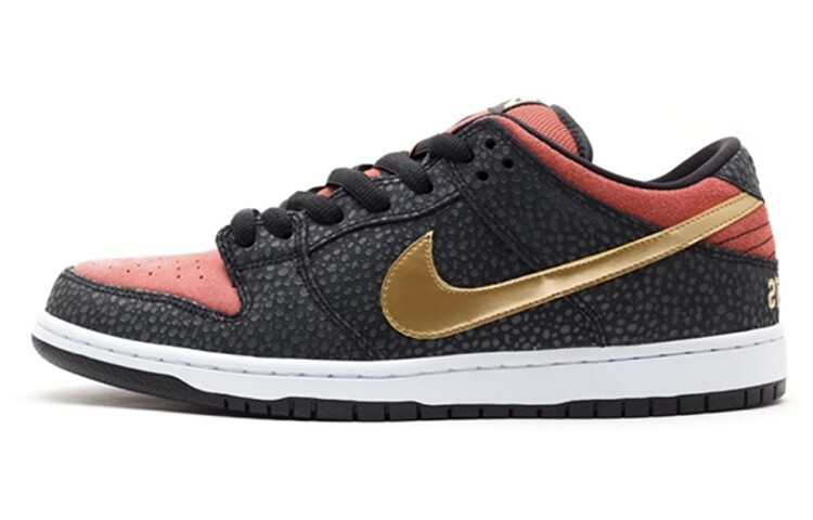 

Кроссовки Nike SB Dunk Low Walk Of Fame Brooklyn Projects