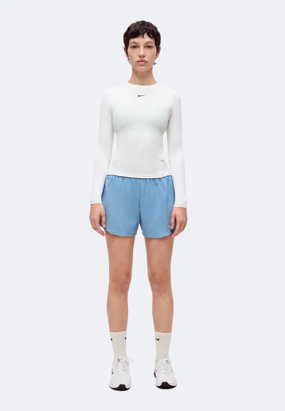 Одна облегающая блузка с длинными рукавами Nike Performance, White/Black — фото 2