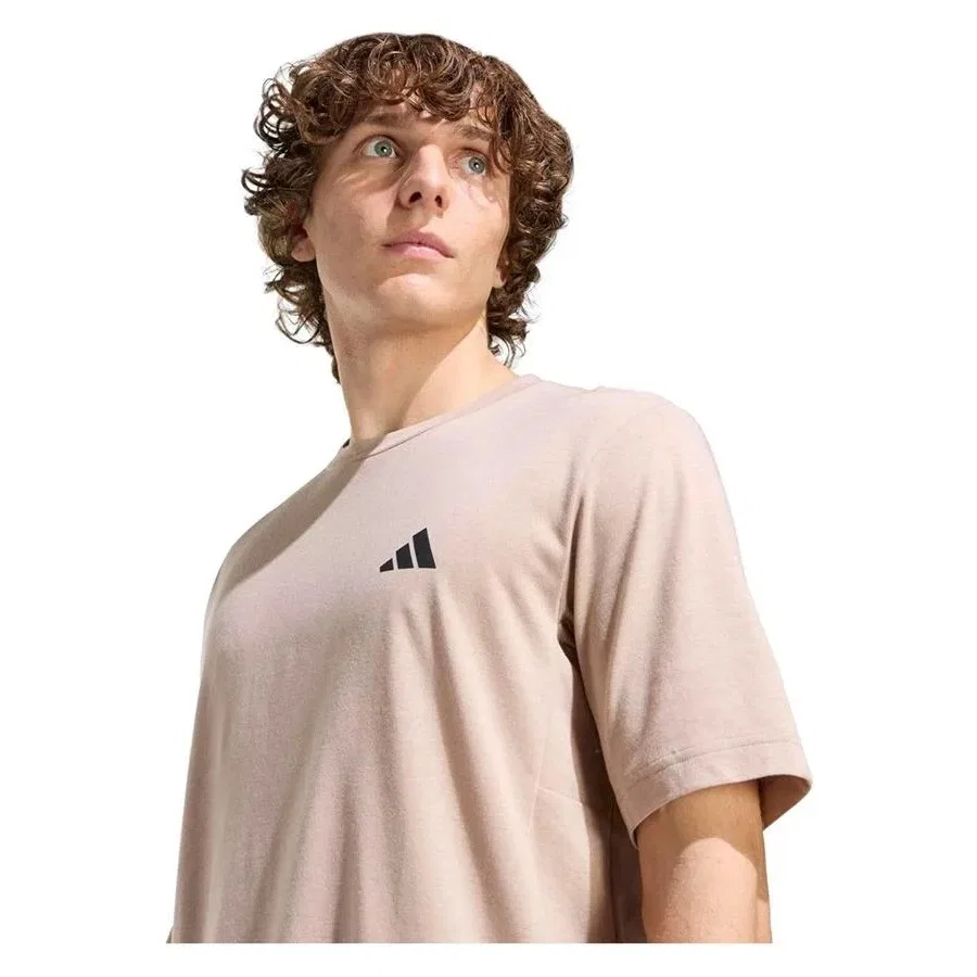 Футболка с коротким рукавом, хлопковая, модель We Fr T KD5497, adidas, Коричневый — фото 4