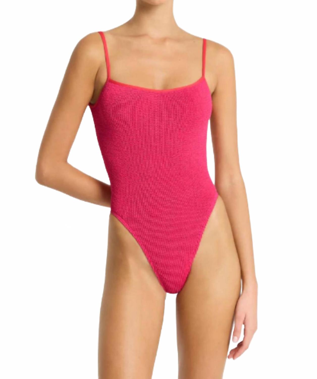 

Купальник Low Palace Onepiece в малиновом цвете Bond-eye