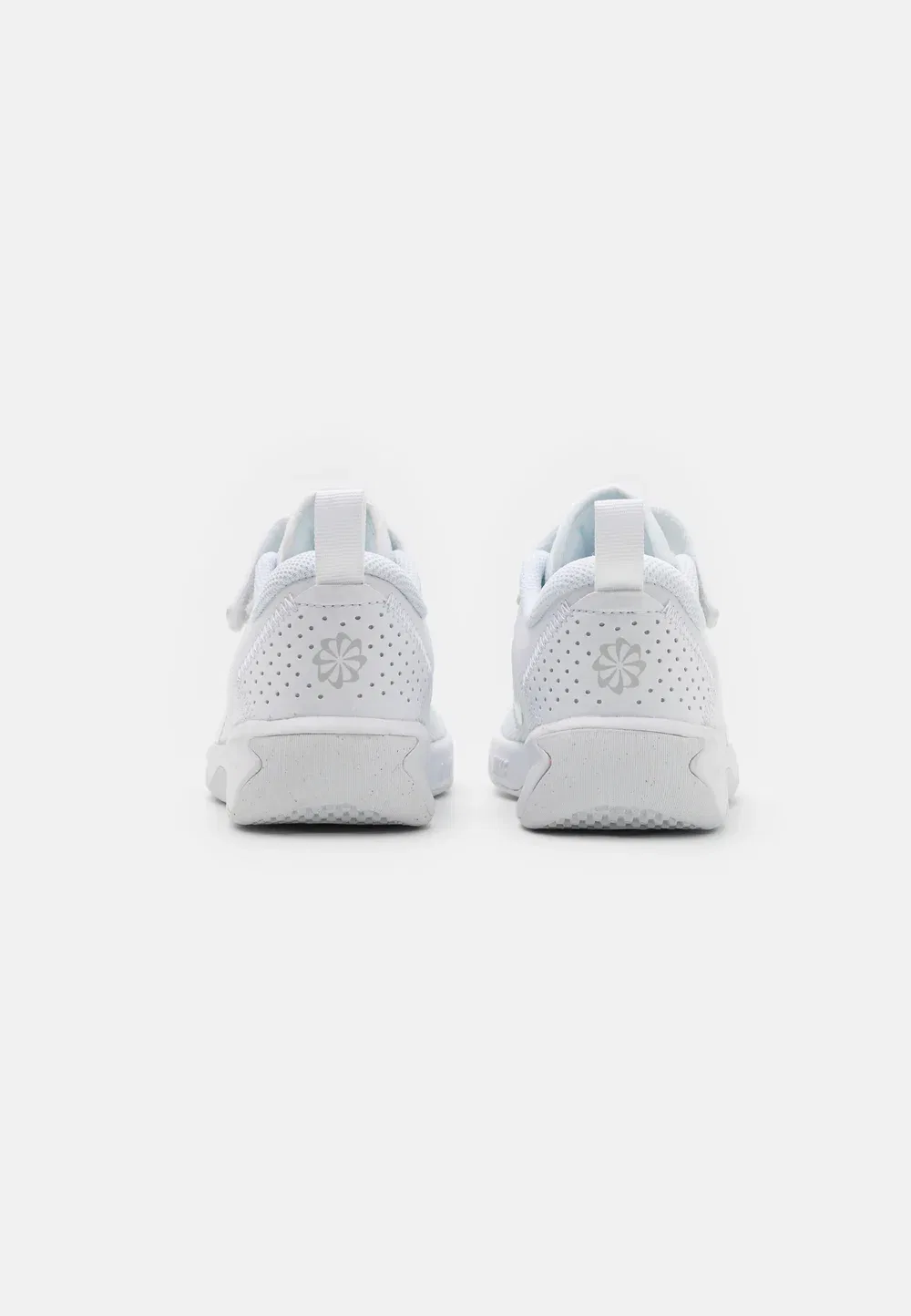 Универсальные кроссовки для бега по городу Omni для всех типов кортов Nike Performance, White/White Pure Platinum — фото 3