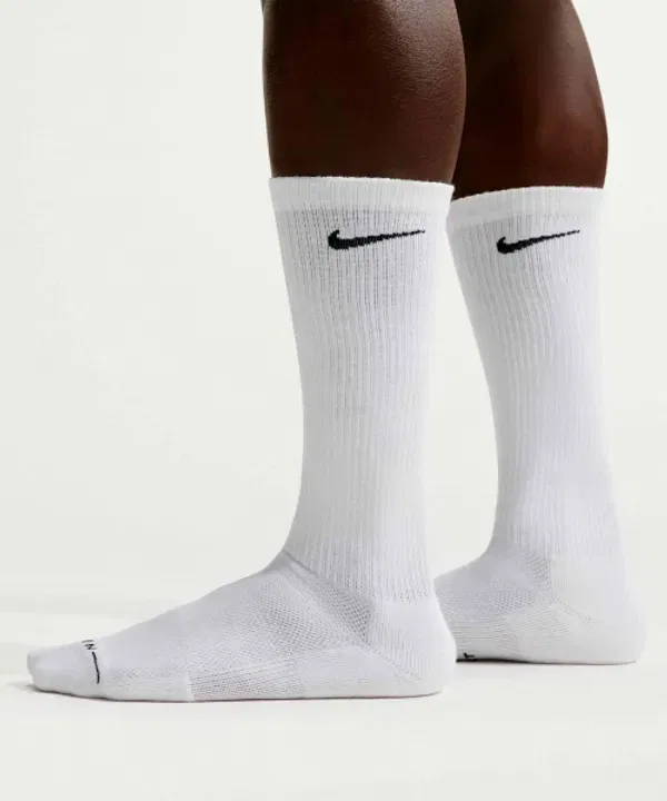 Носки Nike Everyday Elevated Over the Calf, белый/черный