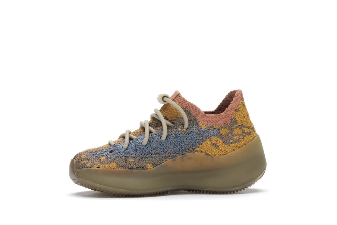Детские кроссовки Lifestyle Yeezy Boost 380 Adidas, Blue Oat — фото 3