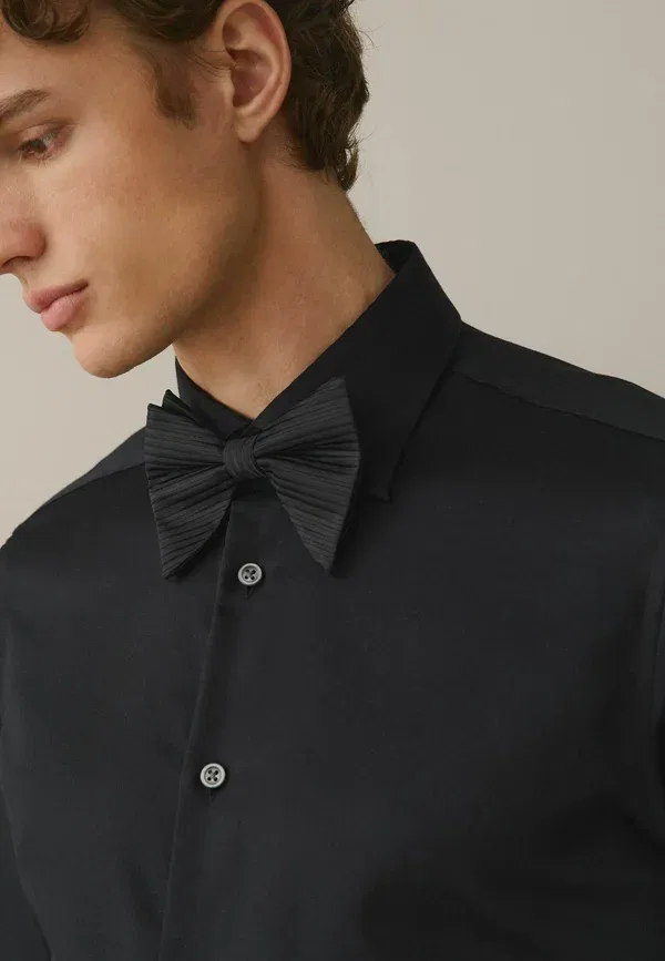 Комплект рубашки и галстука-бабочки Next Black Sateen, черный — фото 3