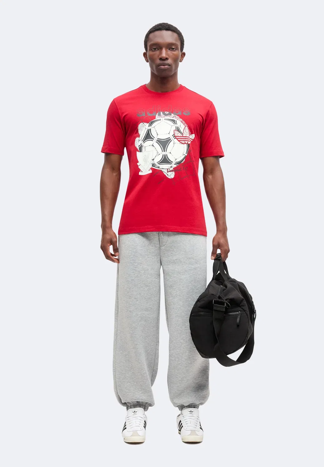 Футболка с графическим принтом "Ливерпуль" - клубная одежда Adidas Originals, Strawberry Red — фото 2