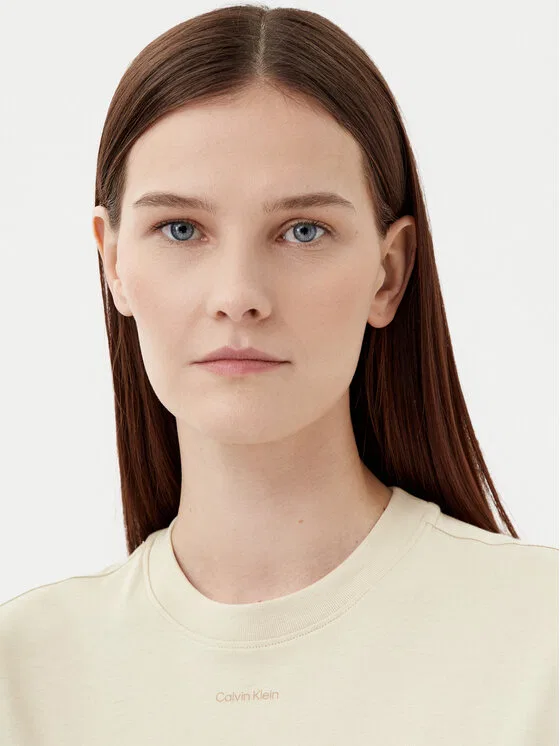 Футболка regular fit Nano Logo Calvin Klein, бежевый — фото 4