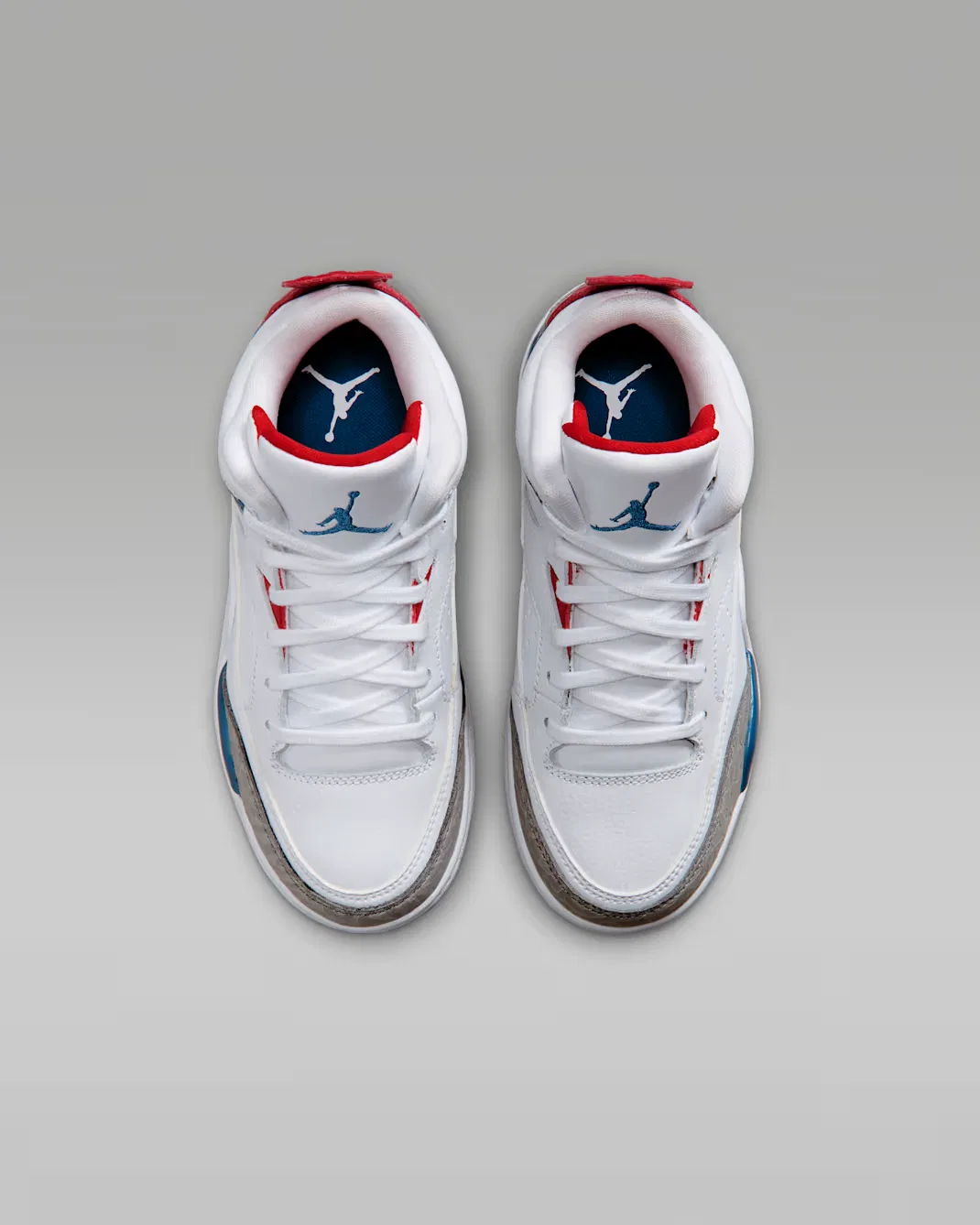 Детские кроссовки Jordan Son of Mars Low, White/Varsity Red/Light Smoke Grey/True Blue — фото 4