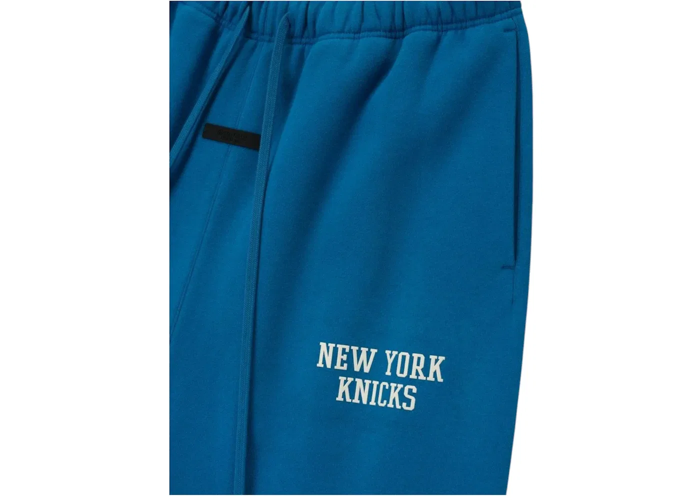 Мужские спортивные штаны с логотипом Fear of God Essentials Knicks Lounge Sweatpant, Blue Sapphire — фото 3
