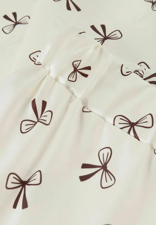 Пижамный комплект из атласа - пижамный комплект Lmtd, белый — фото 4