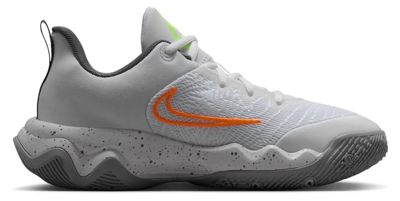 Кроссовки для мальчиков Giannis Immortality 4 Nike, цвет White/Black/Volt