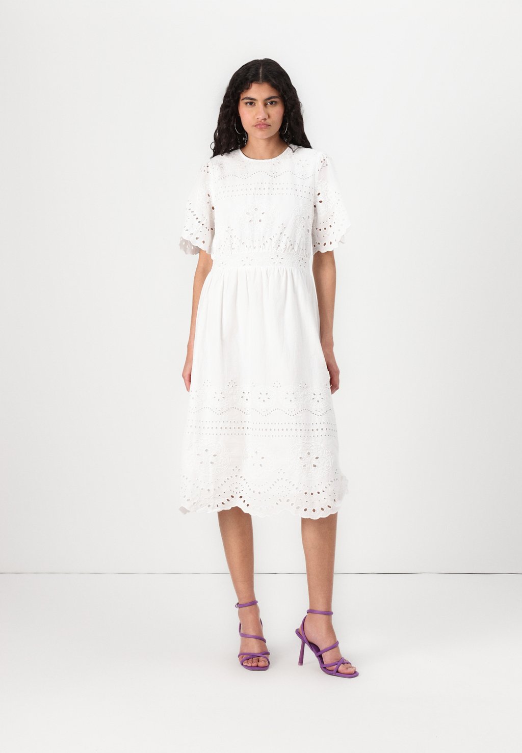 

Повседневное платье VIMETTE O NECK MIDI DRESS VILA, белый
