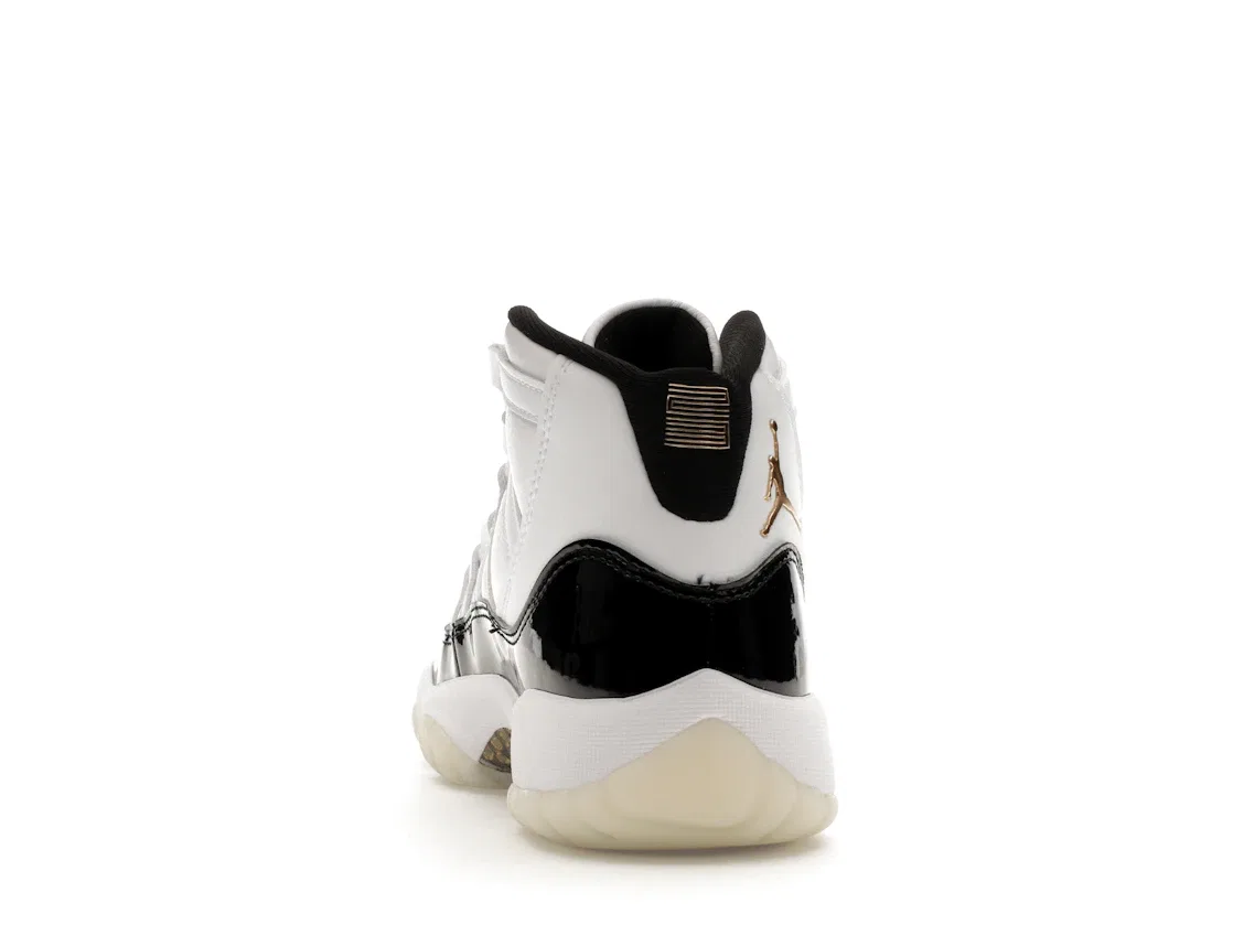 Детские кроссовки Lifestyle с золотыми акцентами Jordan 11 Retro Jordan, Black/White/Metallic Gold — фото 4