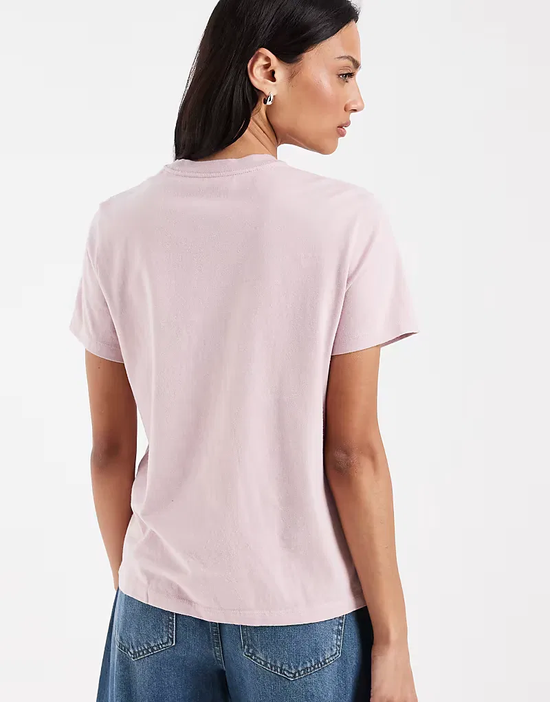 Футболка Levi's с логотипом и розовыми стразами — фото 4