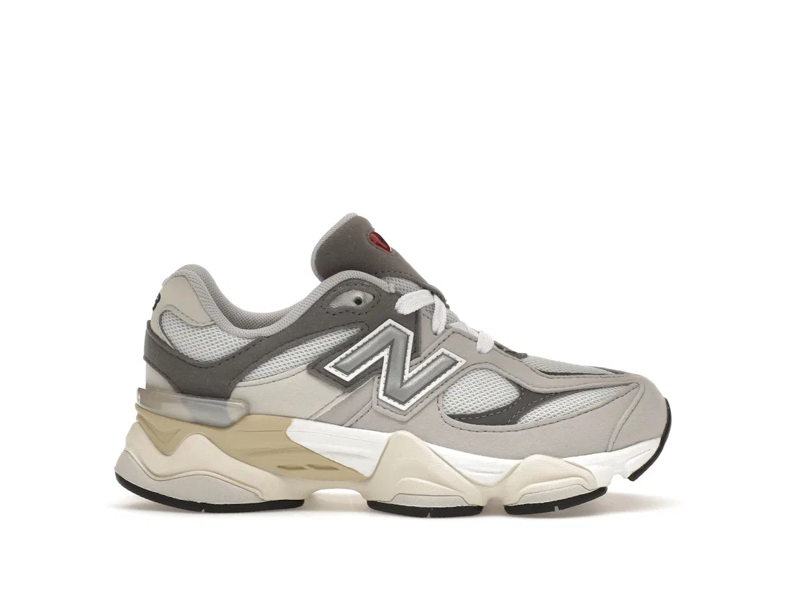 Детские кроссовки Lifestyle New Balance 9060, Rain Cloud/Castlerock