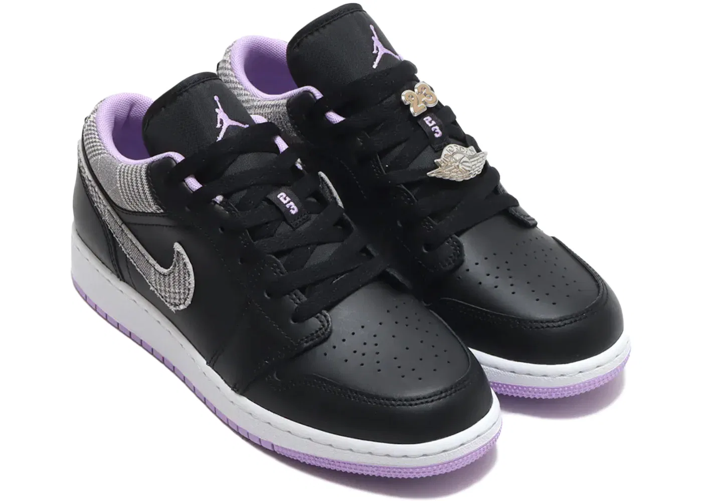 Детские кроссовки Lifestyle с принтом Air Jordan 1 Low Jordan, Black/Lilac/Metallic Silver/White — фото 2