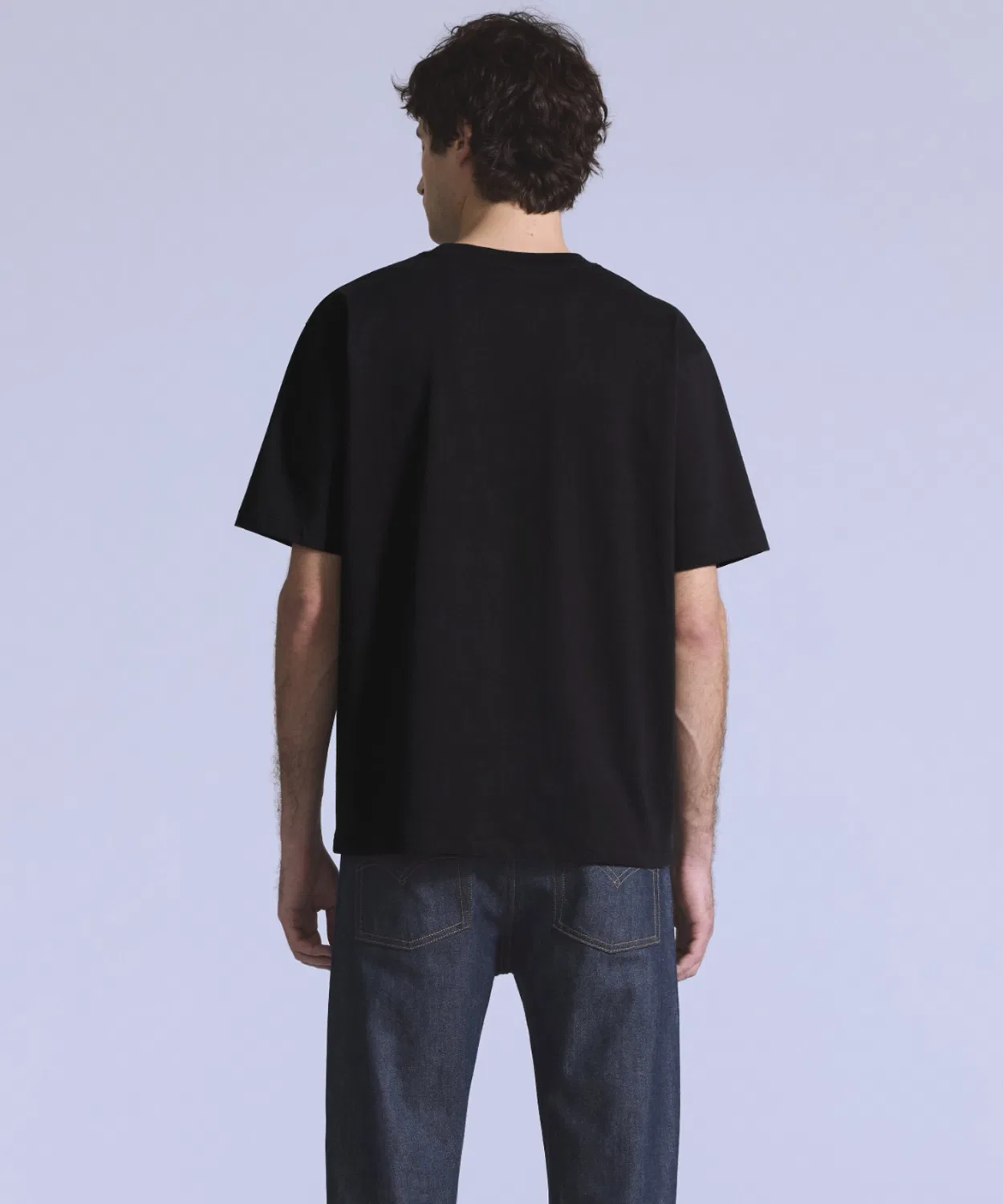 Мужская футболка свободного кроя с вышивкой Blue Tab Classic T-Shirt Levi's, Black — фото 2