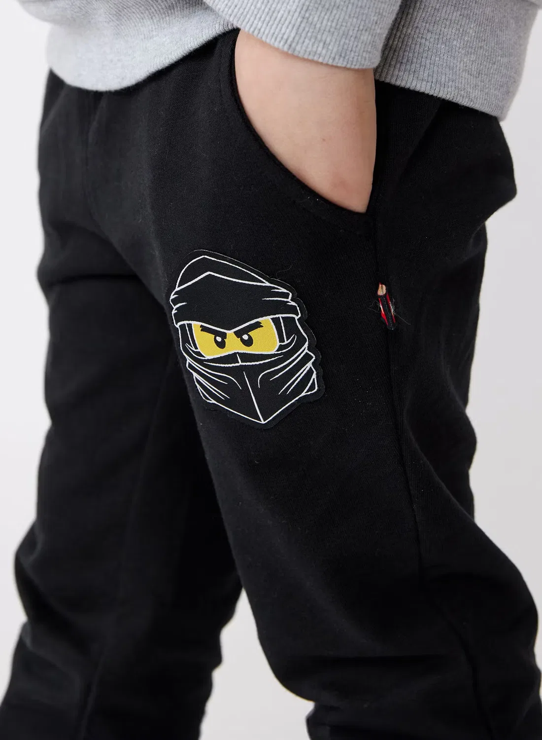 Штаны спортивные с принтом Lego Ninjago, черный — фото 2
