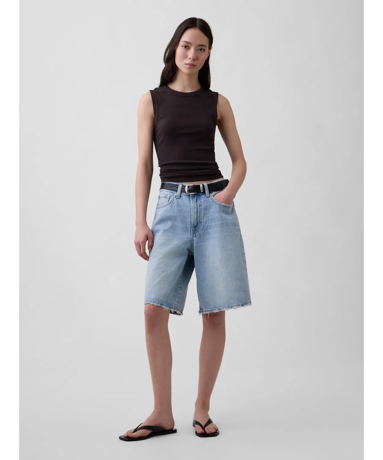 Женский хлопковый топ без рукавов с круглым вырезом GAP, Black — фото 2