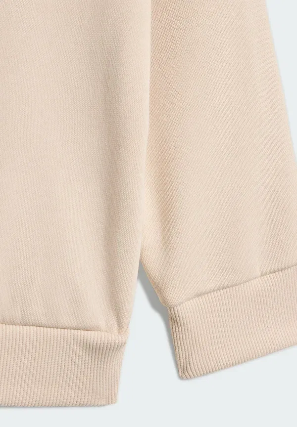 Спортивный комплект Essentials - спортивный костюм Adidas Sportswear, белый — фото 3