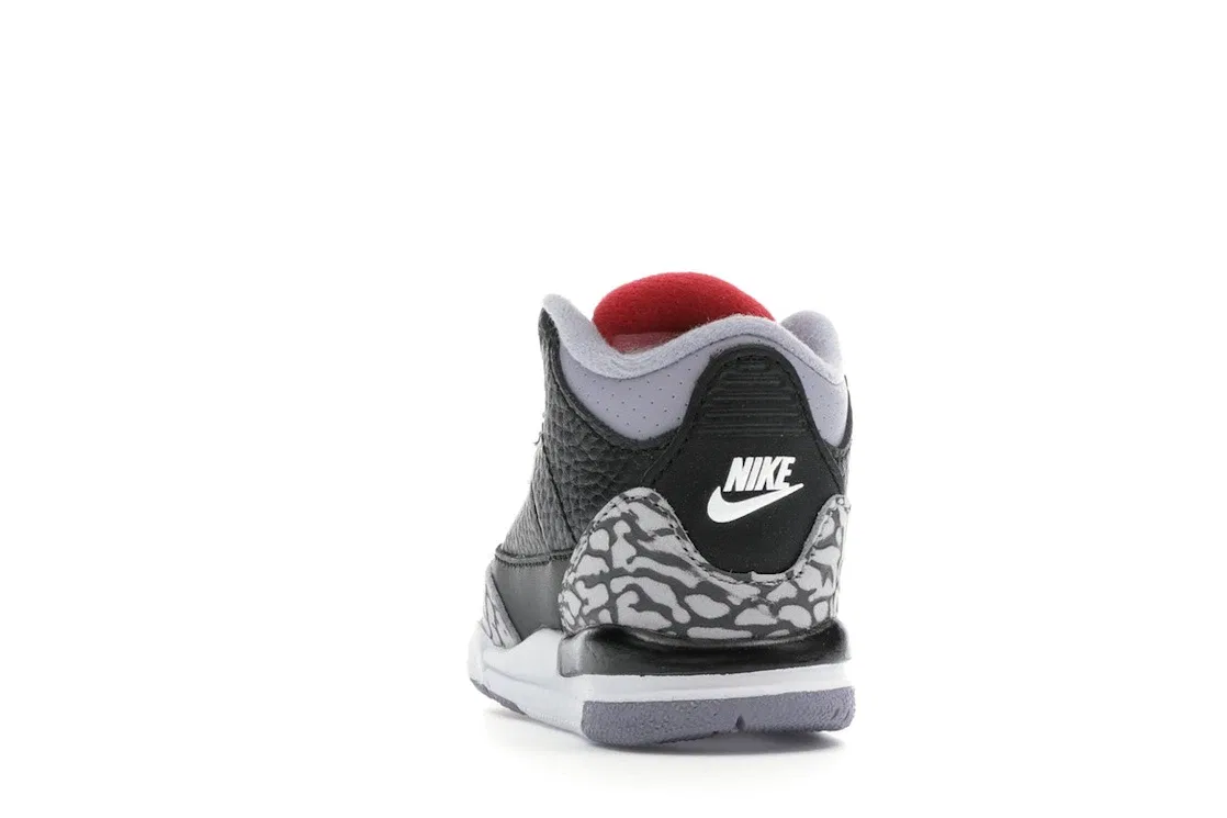 Детские кроссовки Lifestyle с принтом Jordan 3 Retro Jordan, Black/Fire Red-Cement Grey-White — фото 4
