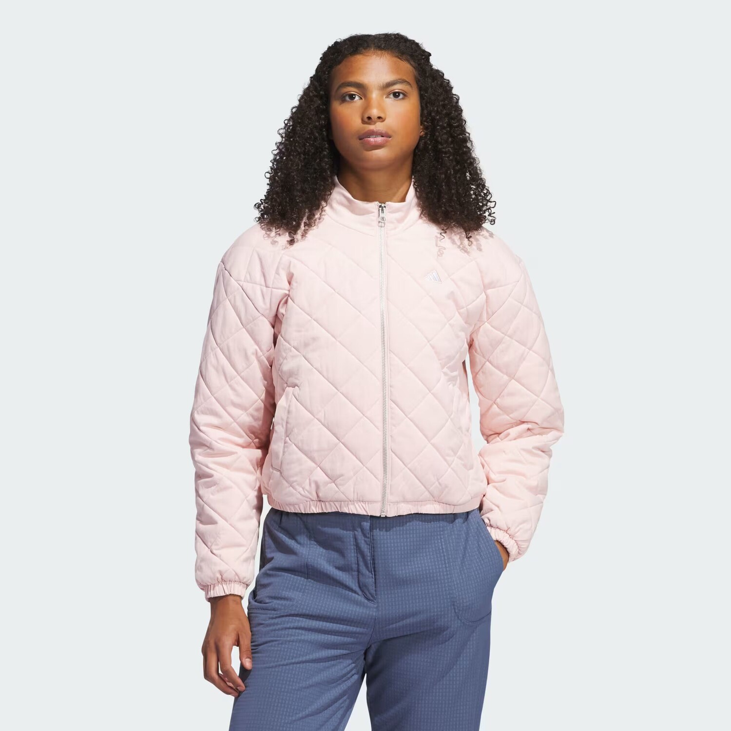 

Идеальная стеганая куртка Adidas, цвет Sandy Pink