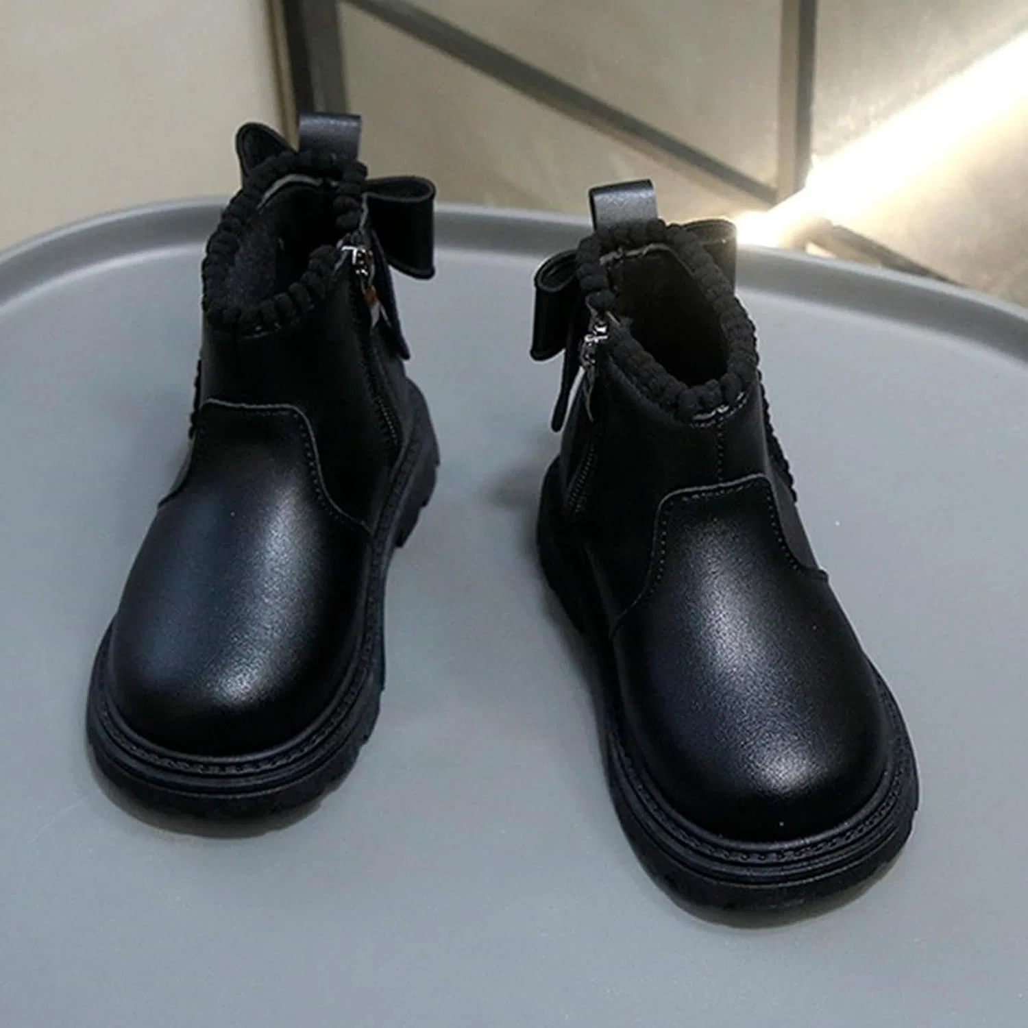 Детские ботинки для девочек с бантом и молнией Faux Leather Short Booties, Black — фото 3