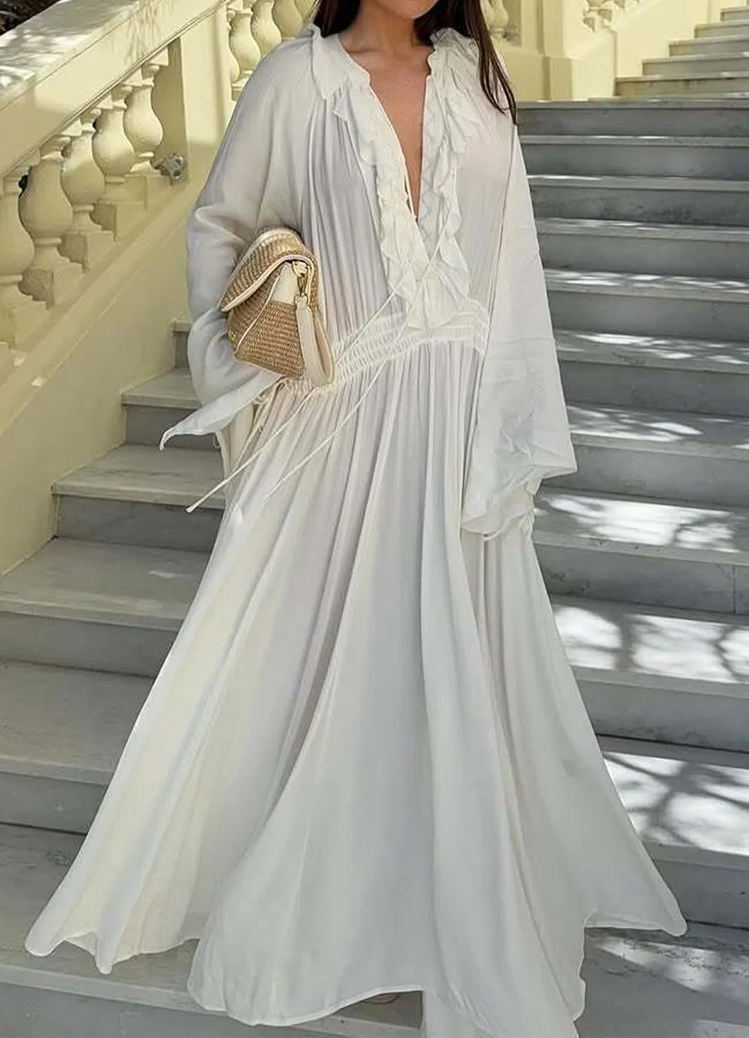 Женское свободное макси-платье с V-образным вырезом, White — фото 2