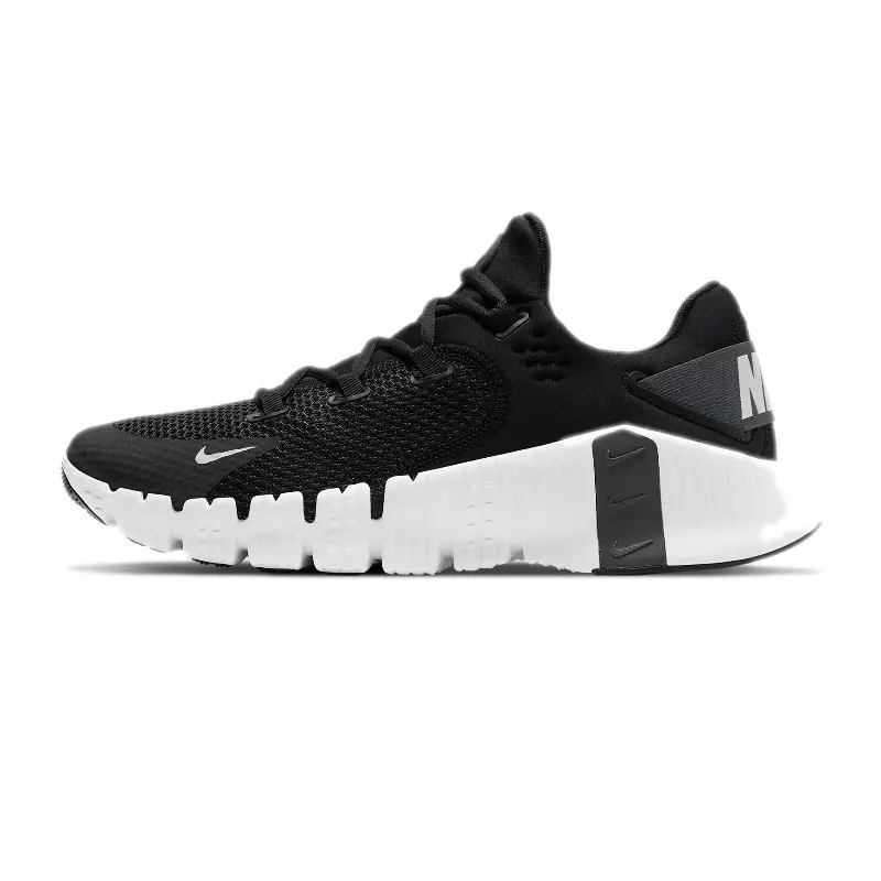 

Кроссовки Nike Free Metcon 4 Training Shoes, черный/белый