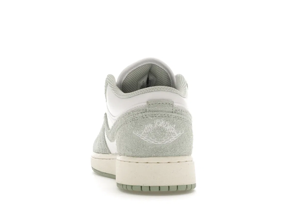 Детские кроссовки Lifestyle Jordan 1 Low SE Jordan, White/Seafoam/Sail — фото 4