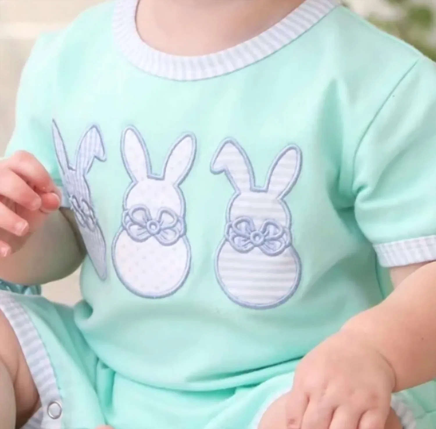 Детский боди-комбинезон с принтом Bunny Trio Romper Trotter Street Kids, Mint — фото 2