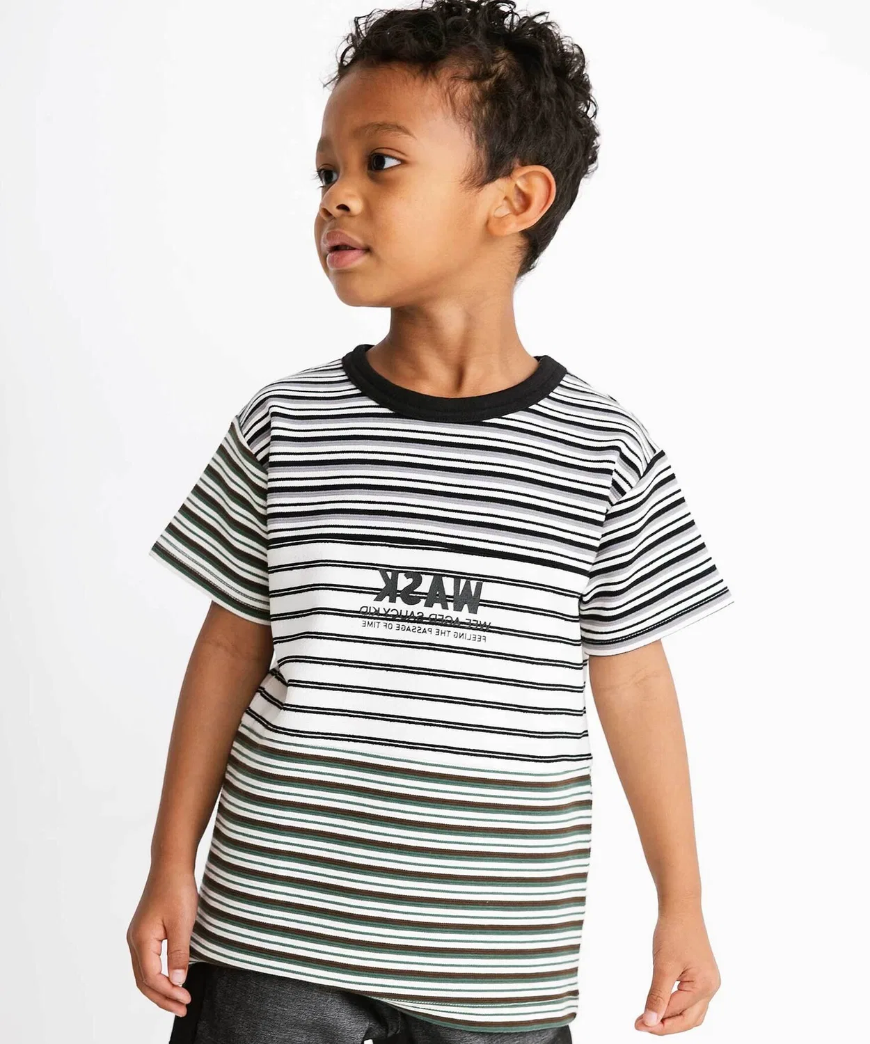 Детская футболка с многоцветным принтом, модель Multi Border WASK, Black/White/Green