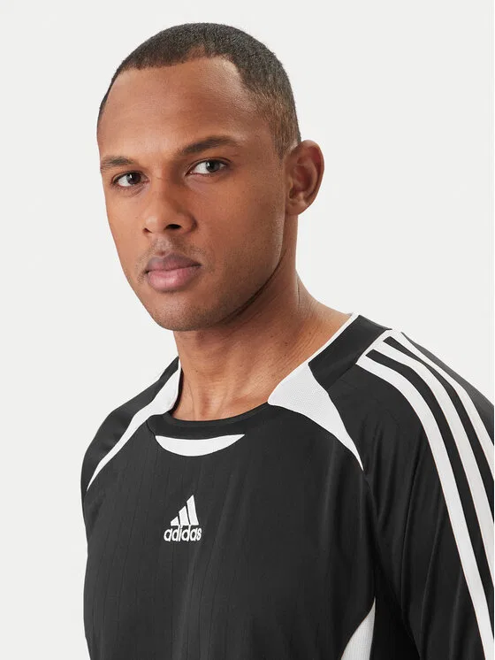 Футболка regular fit adicolor Teamgeist Adidas, черный — фото 4