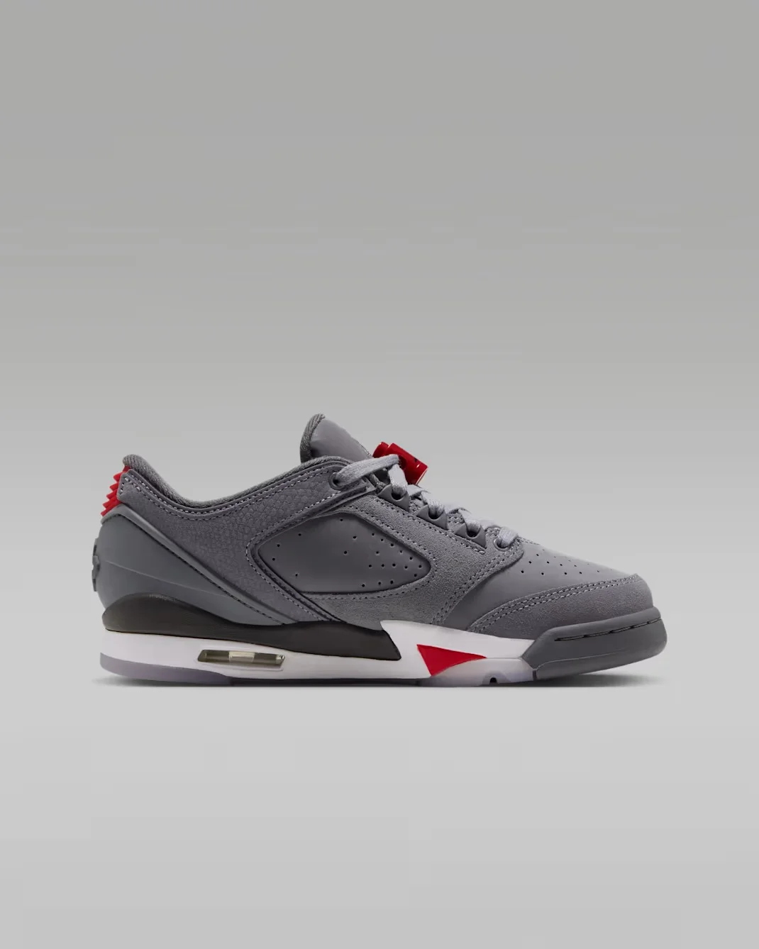 Кроссовки подростковые Nike Air Jordan Sixty Plus Low, серый/красный — фото 2