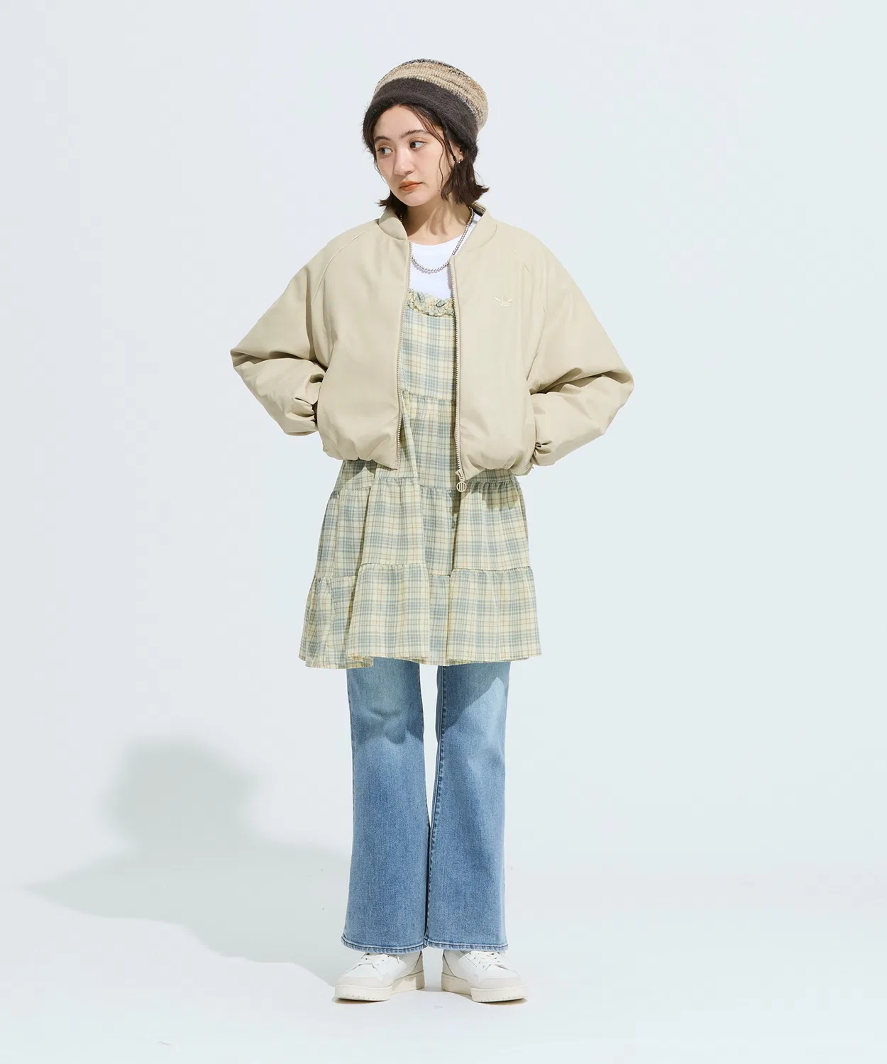 Женская куртка-бомбер с синтетическим утеплителем, модель JX3015, Adidas, Khaki — фото 4