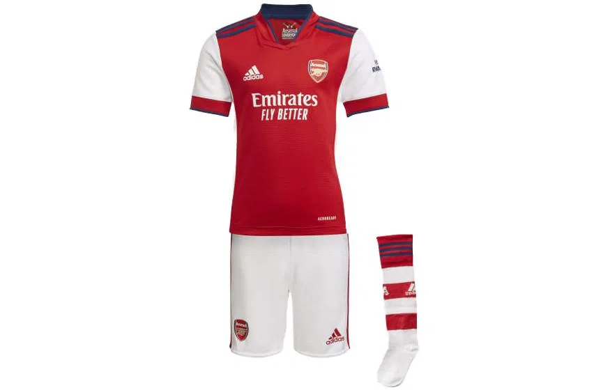 Детский спортивный комплект с V-образным вырезом Adidas, Scarlet/White