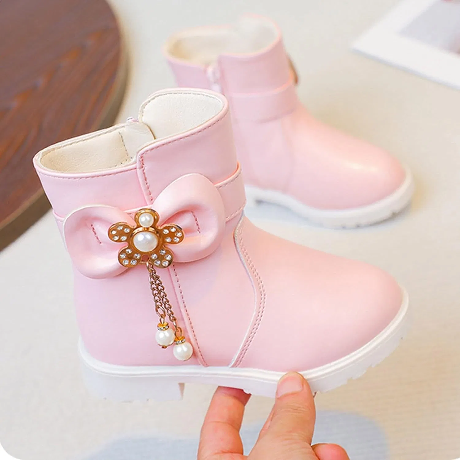 Детские зимние сапоги для девочек с мехом SHOPESSA, Pink — фото 2